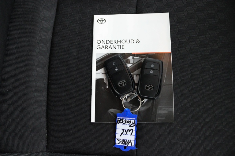 Toyota Yaris - 1.5 Hybrid Dynamic 25