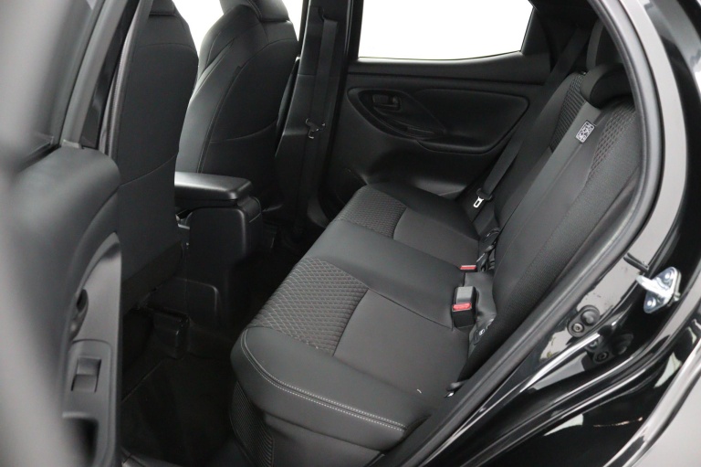 Toyota Yaris - 1.5 Hybrid 130 Executive 12