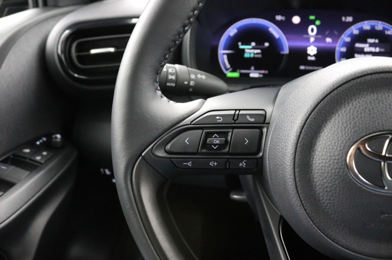 Toyota Yaris - 1.5 Hybrid 130 Executive 17