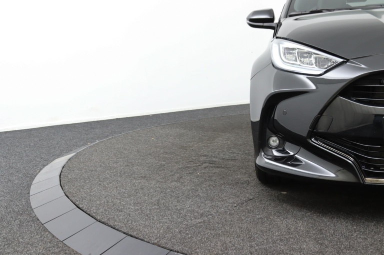 Toyota Yaris - 1.5 Hybrid 130 Executive 33