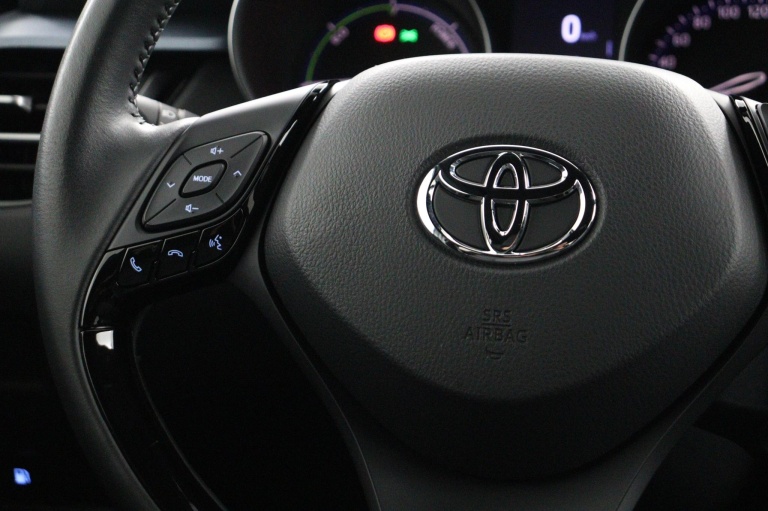 Toyota C-HR - 1.8 Hybrid First Edition 19