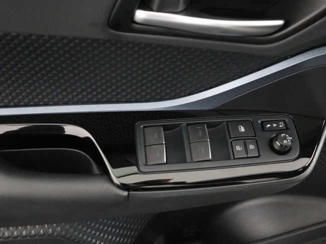 Toyota C-HR - 1.8 Hybrid First Edition