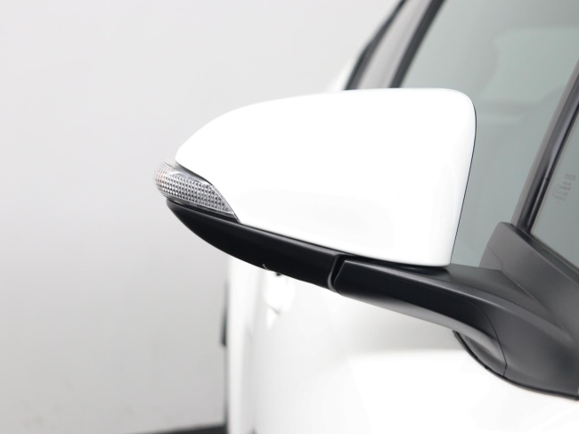 Toyota C-HR - 1.8 Hybrid First Edition