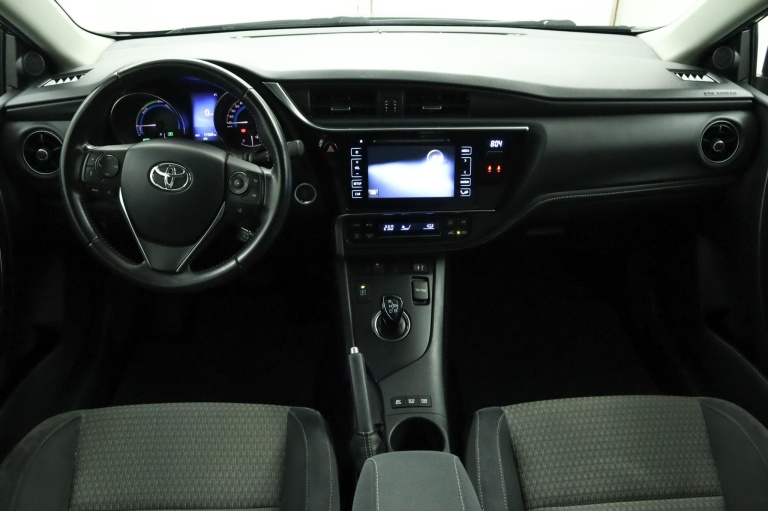 Toyota Auris - 1.8 Hybrid Dynamic 4