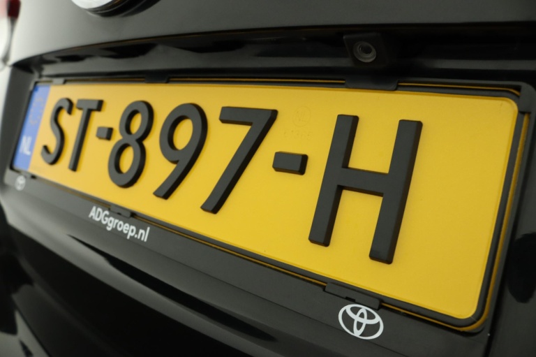 Toyota Auris - 1.8 Hybrid Dynamic 42