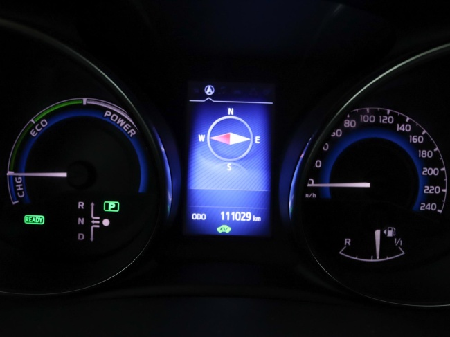 Toyota Auris - 1.8 Hybrid Dynamic