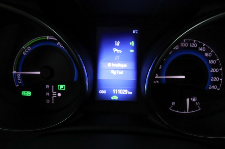 Toyota Auris - 1.8 Hybrid Dynamic 53