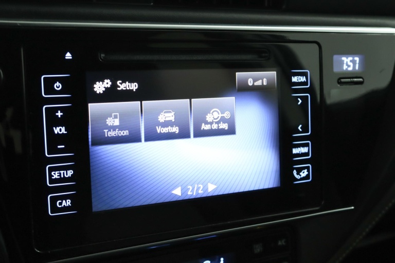 Toyota Auris - 1.8 Hybrid Dynamic 58