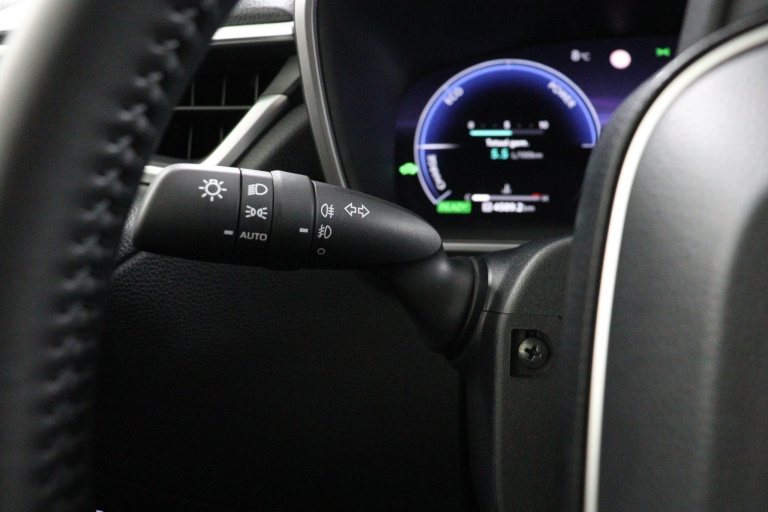 Toyota Corolla Cross - Hybrid 140 Style 30