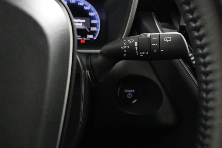 Toyota Corolla Cross - Hybrid 140 Style 31