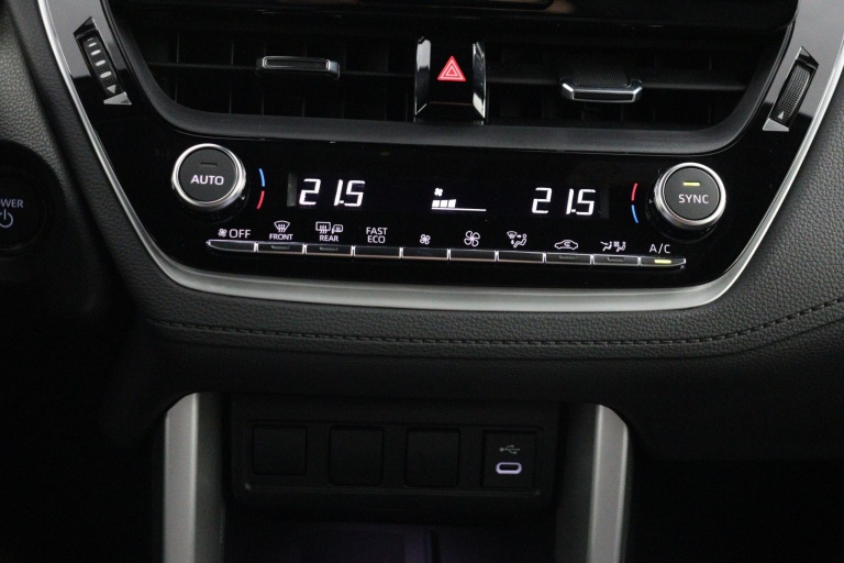 Toyota Corolla Cross - Hybrid 140 Style 7