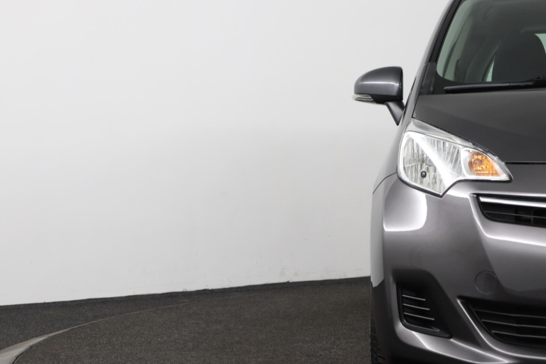 Toyota Verso-S - 1.3 VVT-i Aspiration 33