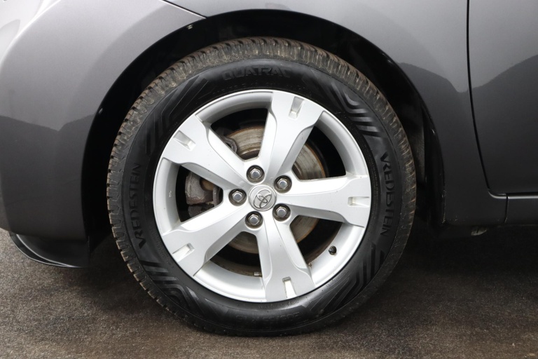 Toyota Verso-S - 1.3 VVT-i Aspiration 35