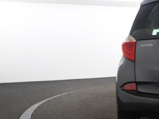 Toyota Verso-S - 1.3 VVT-i Aspiration