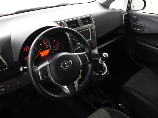 Toyota Verso-S - 1.3 VVT-i Aspiration