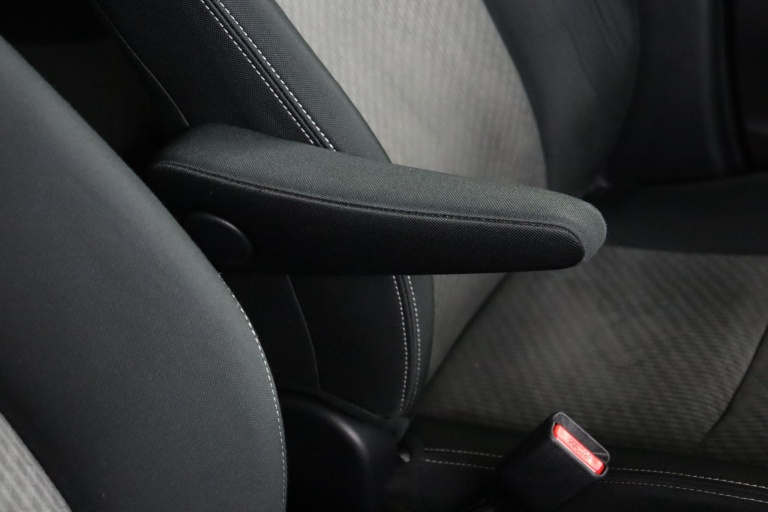 Toyota Verso-S - 1.3 VVT-i Aspiration 46