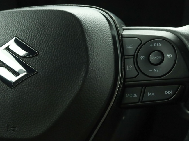 Suzuki Swace - 1.8 Hybrid Select