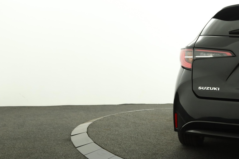 Suzuki Swace - 1.8 Hybrid Select 40