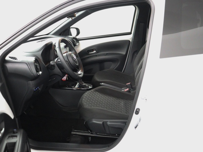 Toyota Aygo X - 1.0 VVT-i S-CVT Pulse