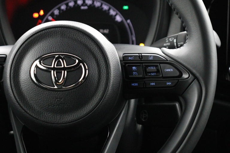 Toyota Aygo X - 1.0 VVT-i S-CVT Pulse 21