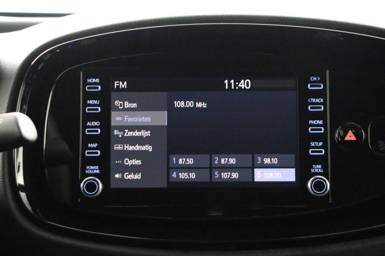 Toyota Aygo X - 1.0 VVT-i S-CVT Pulse 38