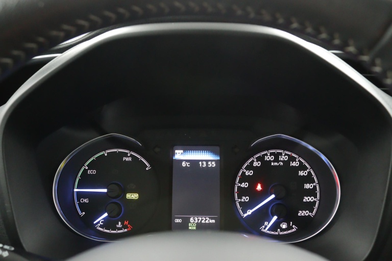 Toyota Yaris - 1.5 Hybrid Executive 27