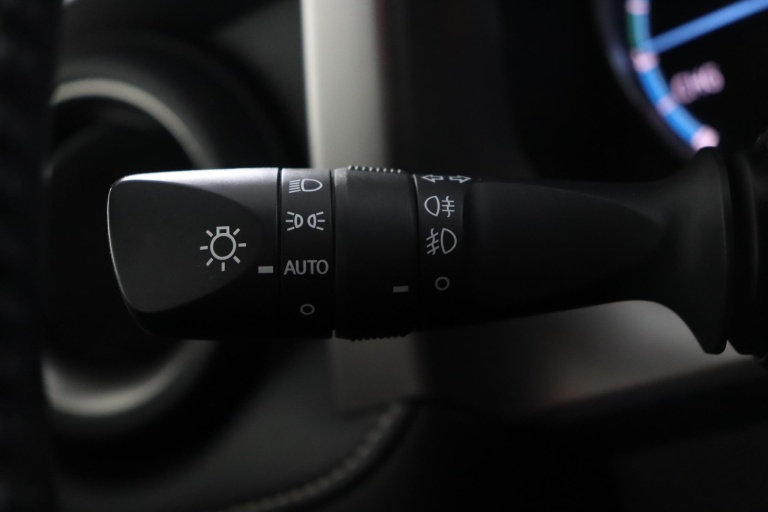 Toyota RAV4 - 2.5 Hybrid AWD Executive 31