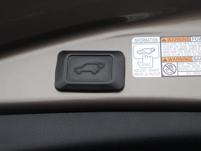 Toyota RAV4 - 2.5 Hybrid AWD Executive