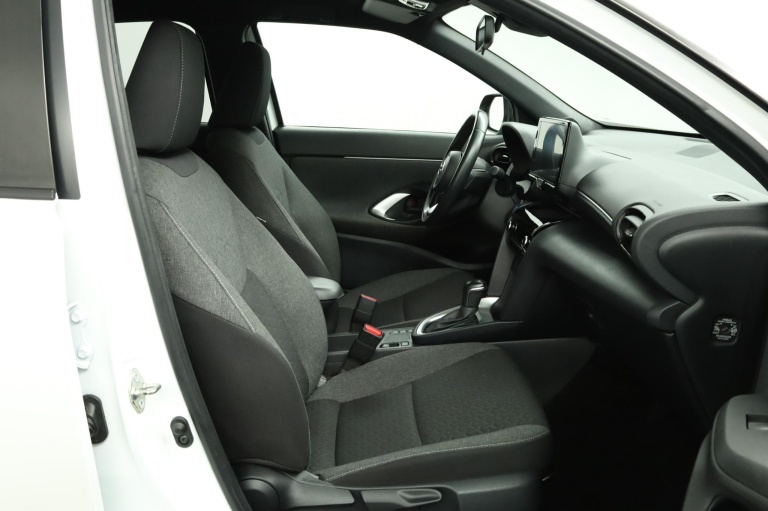 Toyota Yaris Cross - 1.5 Hybrid First Edition 22