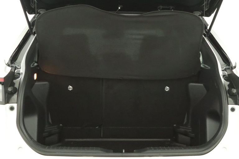 Toyota Yaris Cross - 1.5 Hybrid First Edition 23