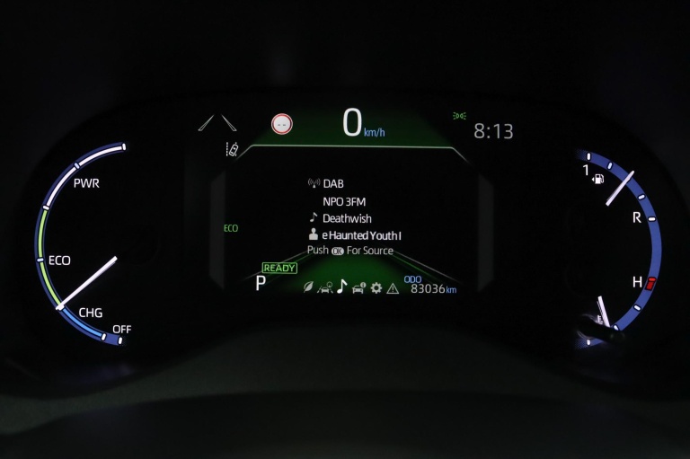 Toyota Yaris Cross - 1.5 Hybrid First Edition 48