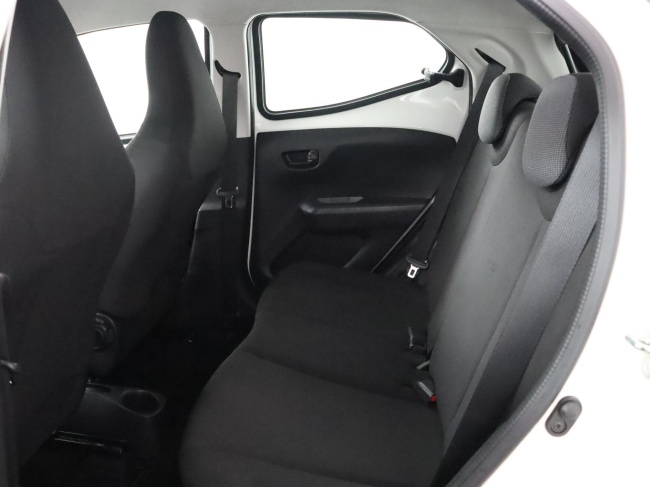 Toyota Aygo - 1.0 VVT-i x-now