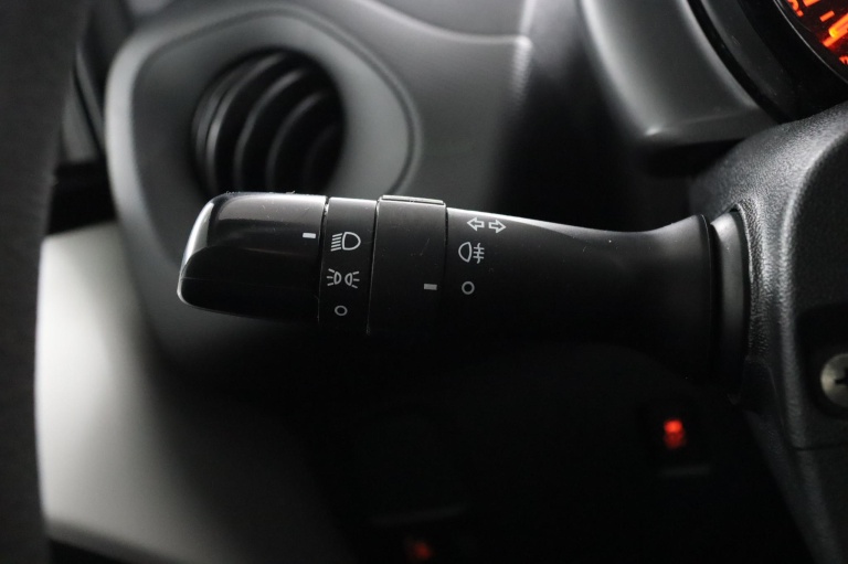 Toyota Aygo - 1.0 VVT-i x-now 27