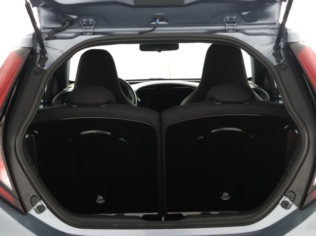 Toyota Aygo X - 1.0 VVT-i MT Play