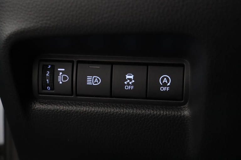 Toyota Aygo X - 1.0 VVT-i MT Play 28