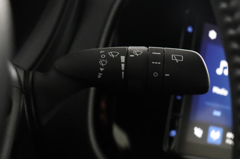 Toyota Aygo X - 1.0 VVT-i MT Play 31