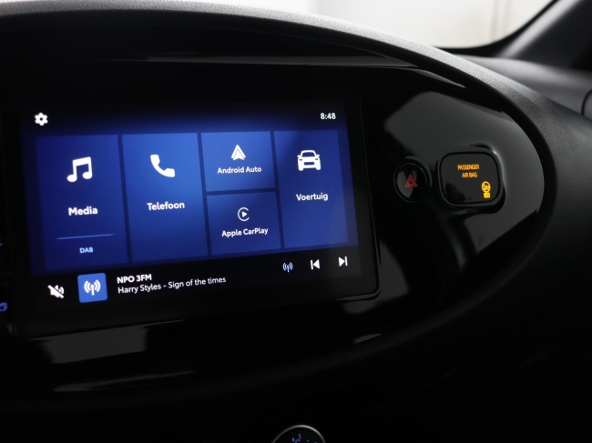 Toyota Aygo X - 1.0 VVT-i MT Play