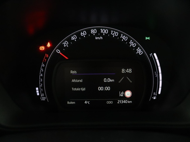 Toyota Aygo X - 1.0 VVT-i MT Play