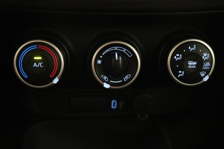 Toyota Aygo X - 1.0 VVT-i MT Play 7