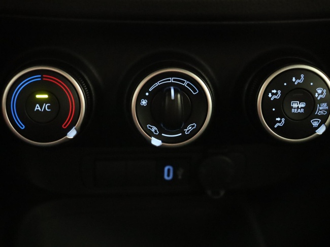 Toyota Aygo X - 1.0 VVT-i MT Play