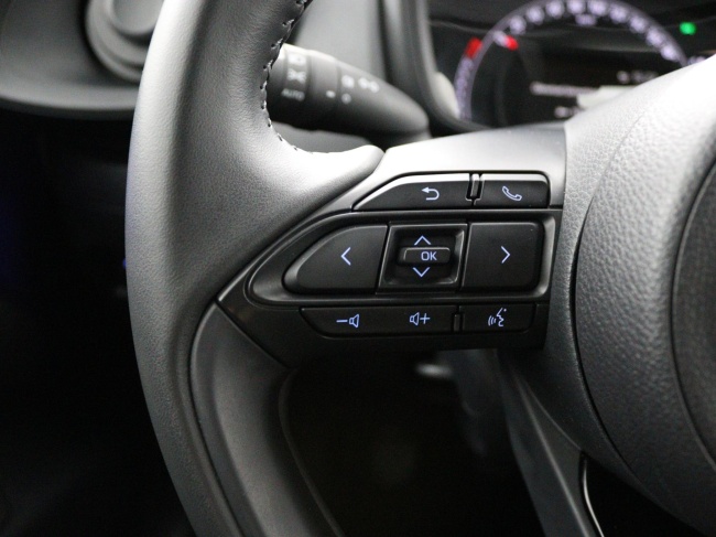 Toyota Aygo X - 1.0 VVT-i MT Play