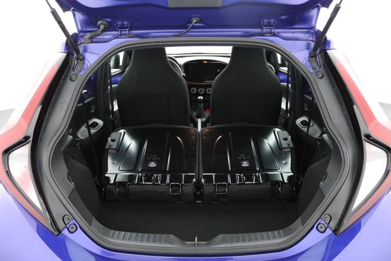 Toyota Aygo X - 1.0 VVT-i MT Play 26