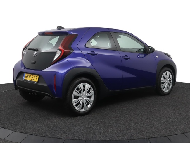 Toyota Aygo X - 1.0 VVT-i MT Play
