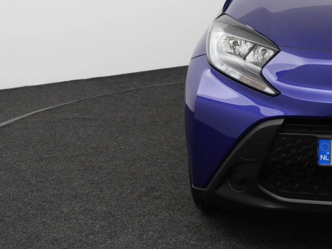 Toyota Aygo X - 1.0 VVT-i MT Play