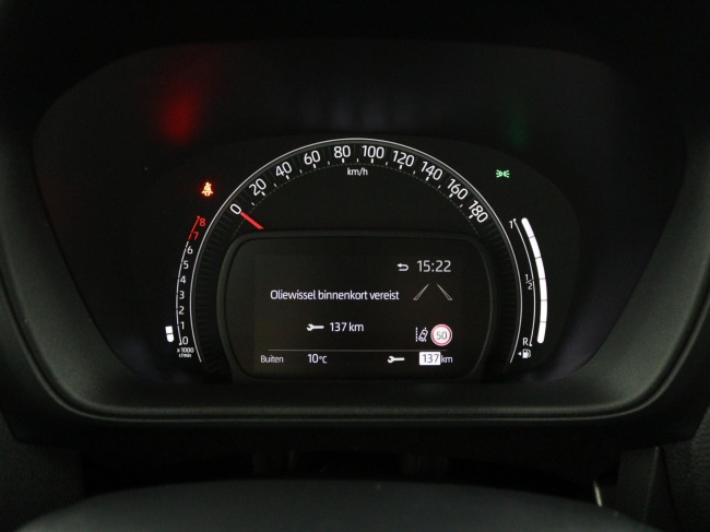 Toyota Aygo X - 1.0 VVT-i MT Play