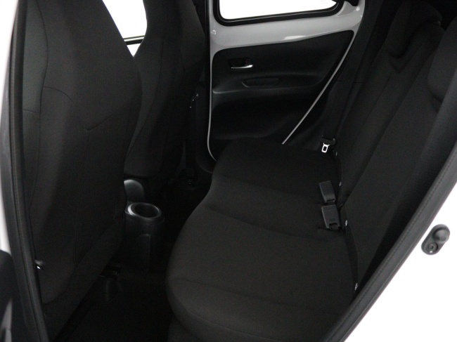 Toyota Aygo X - 1.0 VVT-i S-CVT Pulse