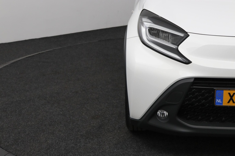 Toyota Aygo X - 1.0 VVT-i S-CVT Pulse 34