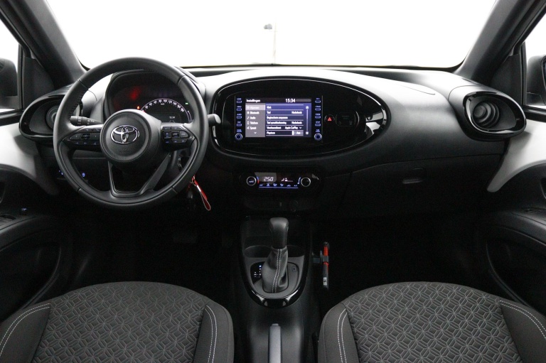 Toyota Aygo X - 1.0 VVT-i S-CVT Pulse 4