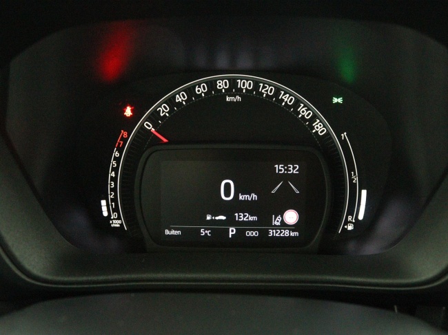 Toyota Aygo X - 1.0 VVT-i S-CVT Pulse