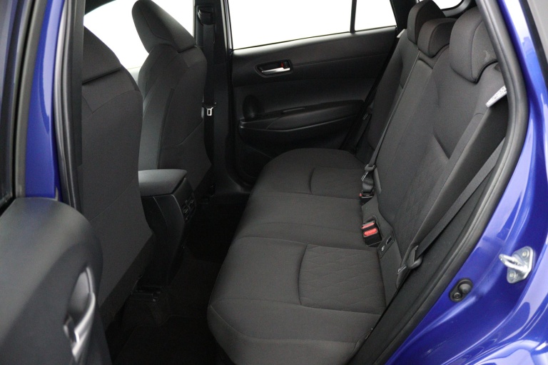 Toyota Corolla Cross - Hybrid 140 Style 18